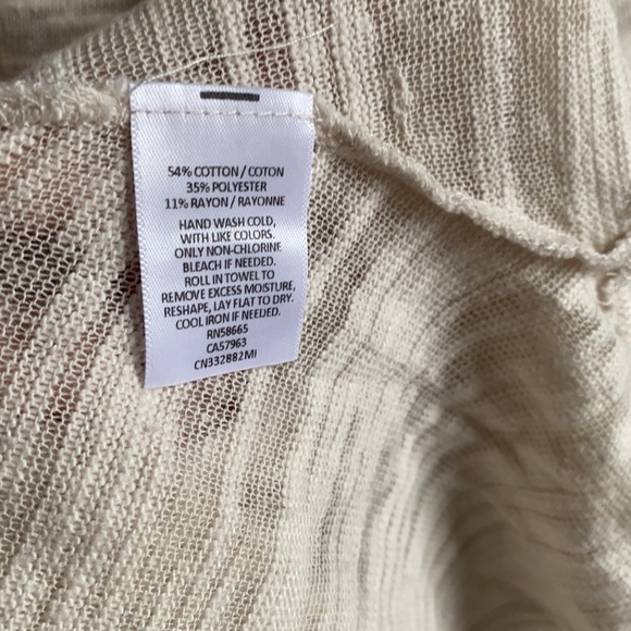 Nordstrom Caslon Long Sleeve Top - Picture 4 of 4